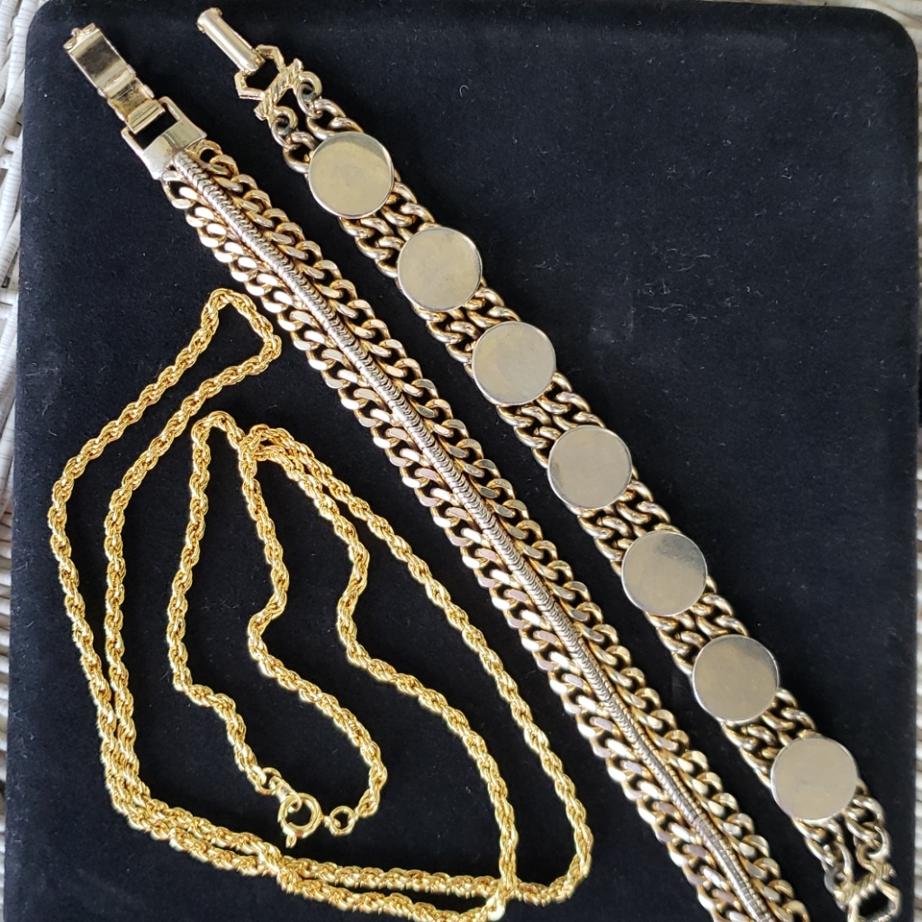 Costume Jewelry Bracelets  Necklace